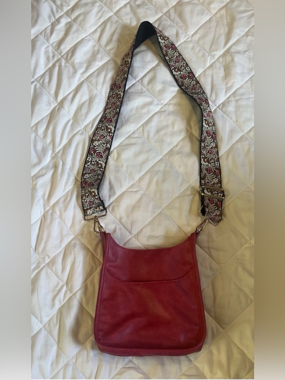 #Ah Dorned faux Leather Crossbody Bag with Patterned Strap - Pink